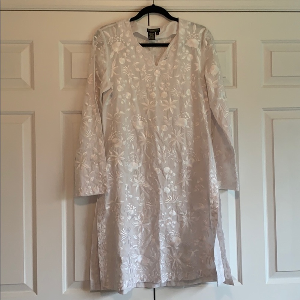 The J. Peterman Co white embroidered dress
